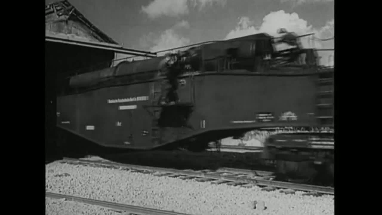 WW2 German Railroad guns in action WWII video Artillery Lovers